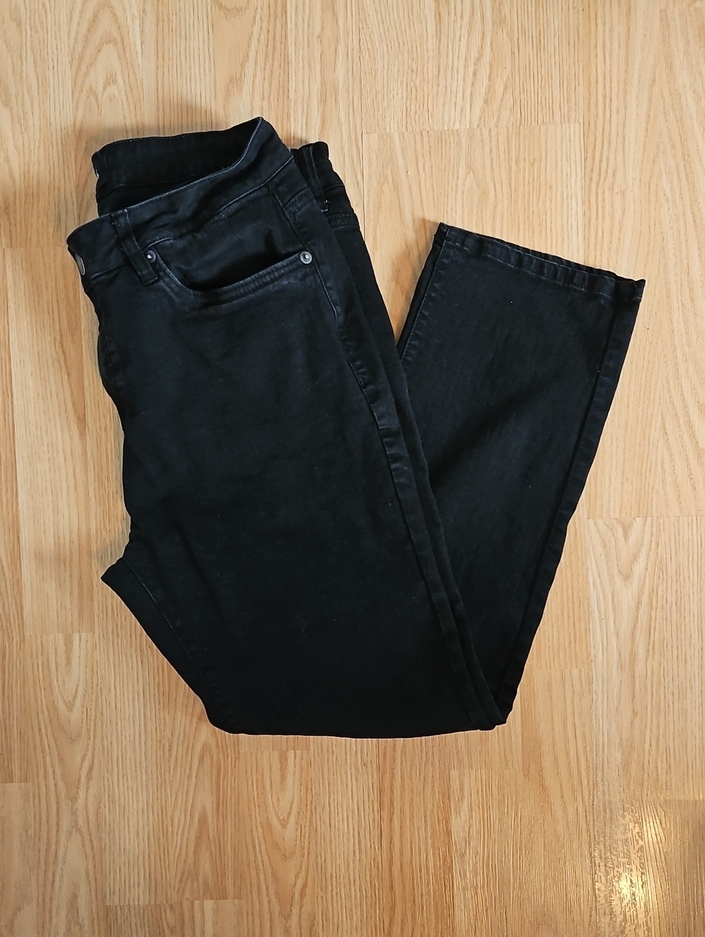 Bluenotes Women's Straight Leg Jeans in Black, 34x30